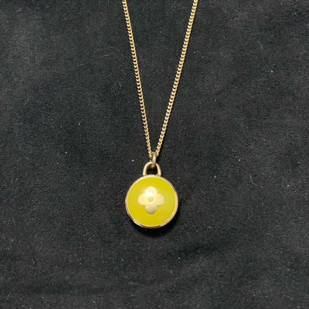 ❗️24 HOUR SALE❗️ Louis Vuitton Yellow Charm